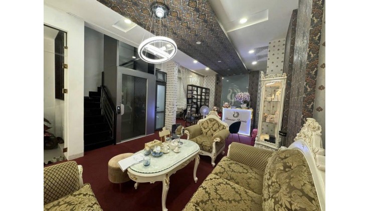 Cho thuê mặt bằng mặt tiền đường Hoa Cau, Phú Nhuận