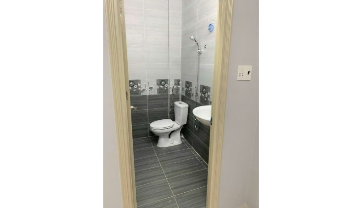 54/ Vũ Huy Tấn 47m2 1T1L 2PN hẻm ba gác sát xe hơi 4.5x10m chào 4.8 tỷ