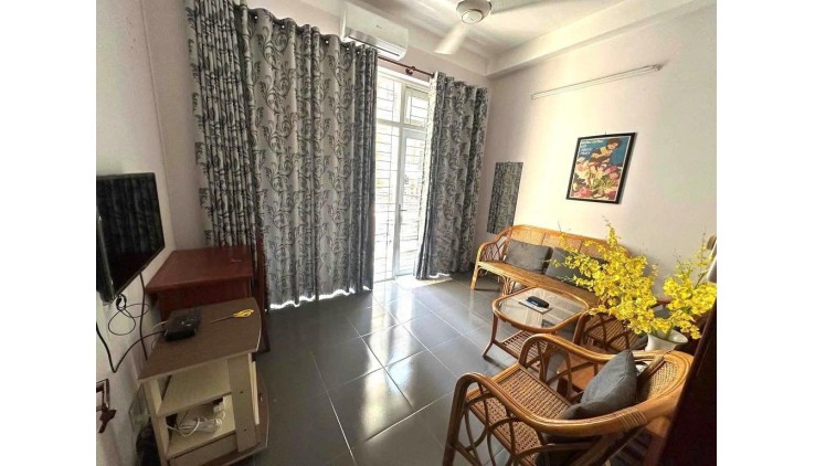Cho thuê nhà mặt tiền đường Phan Văn Sửu, Tân Bình, 5PN 4WC