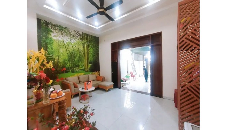 BÁN NHÀ ĐẸP THỦ ĐỨC, ĐƯỜNG ĐÌNH PHONG PHÚ, CHỈ 6, 7 TỶ