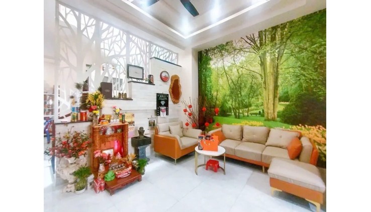 BÁN NHÀ ĐẸP THỦ ĐỨC, ĐƯỜNG ĐÌNH PHONG PHÚ, CHỈ 6, 7 TỶ