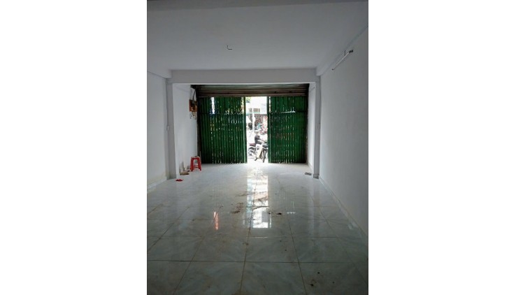 Nhà 2 mặt tiền đường Lạc Long Quân, Tân Bình, 4,5 x 18, 1 trệt 4 lầu 8PN 7WC