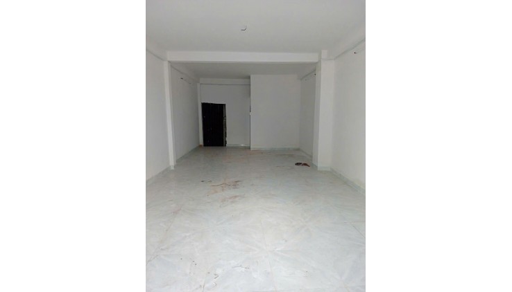 Nhà 2 mặt tiền đường Lạc Long Quân, Tân Bình, 4,5 x 18, 1 trệt 4 lầu 8PN 7WC