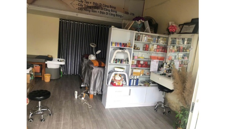 Sang quán cơm gà Mặt tiền đường Phạm Thế Hiển, F3, Quận 8, TP. HCM