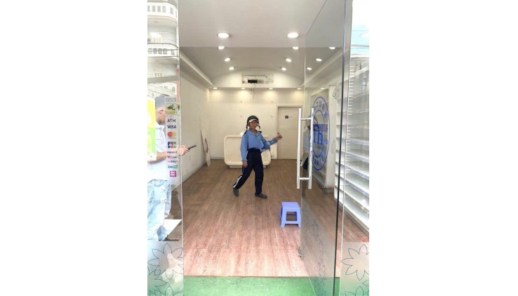 Nhà nguyên căn mặt tiền Âu Cơ, Tân Bình - Gần ĐH Văn Hiến, Tiệc cưới Bạch Kim