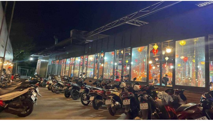 SANG QUÁN CAFE BIDA TẠI HÓC MÔN - HCM Sang giá rẻ bằng giá thanh lý đồ củ, quán có nhiều đồ có giá trị.