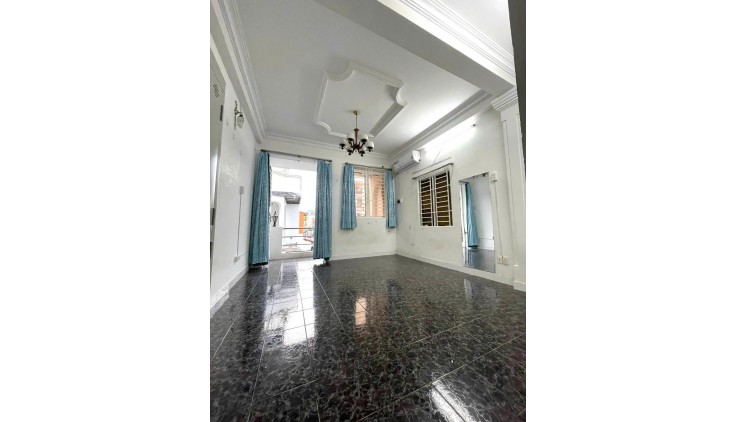 Nhà nguyên căn 7PN, 8WC, hẻm xe hơi Huỳnh Văn Bánh, Phú Nhuận - Cho thuê làm CHDV