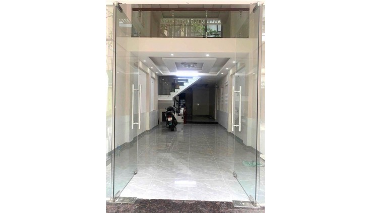 Nhà nguyên căn 3 lầu, mặt tiền Phùng Văn Cung, Phú Nhuận - Khu ẩm thực Phan Xích Long