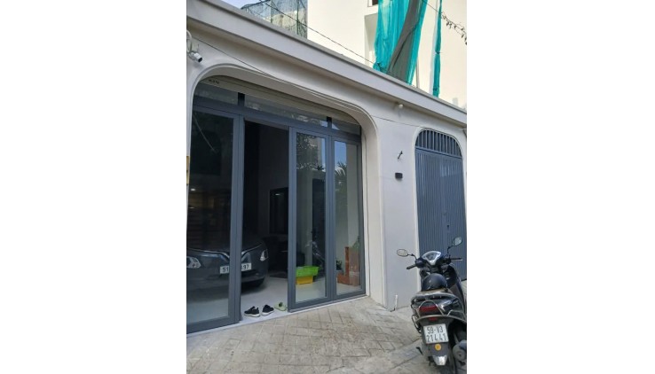BÁN NHÀ ĐẸP THỦ ĐỨC, ĐƯỜNG ĐÌNH PHONG PHÚ, CHỈ 6, 7 TỶ