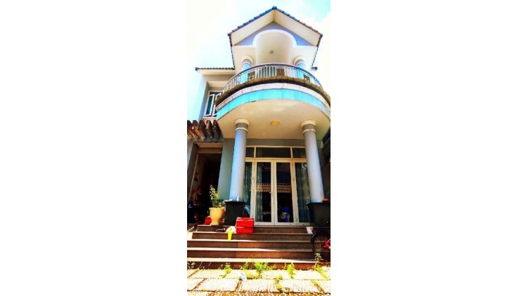 ĐỎI NHÀ TO.BÁN GẤP NHÀ NGANG 6M. DT KHŨNG139M. ĐƯỜNG XE TẢI THÔNG. LINH TRUNG. TP THỦ ĐỨC. GIÁ 9.1TY. TL