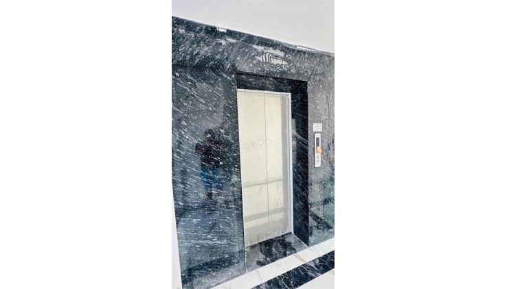 Nhà mới xây hẻm 10m Phan Huy Ích, P15, Tân Bình - 7PN 7WC thang máy.