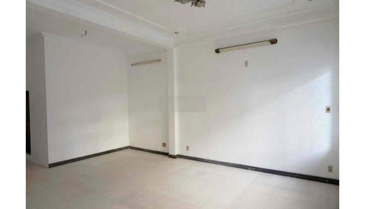 Nhà cho thuê MT Trần Quốc Hoàn, Tân Bình - 6PN, gần công viên Hoàng Văn Thụ