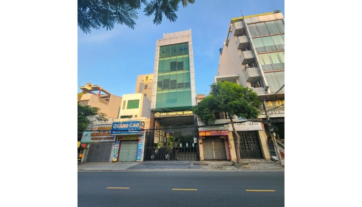 Tòa nhà 8 tầng cho thuê - MT Trương Công Định, Tân Bình - Gần sân bay