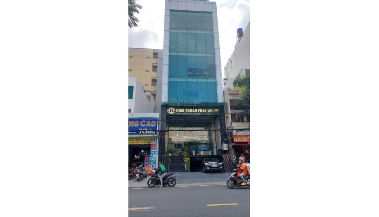 Tòa nhà 8 tầng cho thuê - MT Trương Công Định, Tân Bình - Gần sân bay