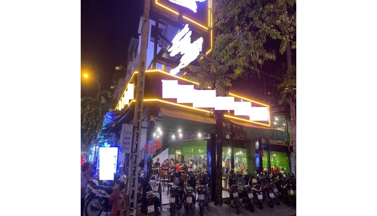 SANG NHÀ HÀNG BUFFET 2 MT QUẬN TÂN PHÚ 1 TRỆT 3 LẦU.