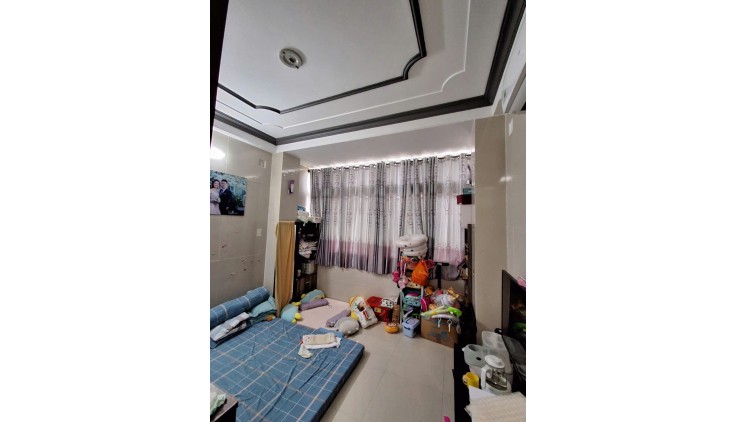 Bán nhà mặt tiền Bùi Minh Trực 4x24 4 tầng phường 5 Quận 8 giá 16,5 tỷ