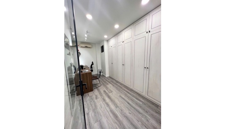 Bán Nhà Hẻm 3m Đường Bùi Thị Xuân,Tân Bình,DT 40m2, 3 Tầng, 3PN.