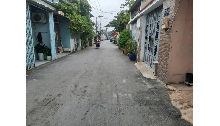 Bán Nhà  Chính Chủ Gần  Ngã Tư Phạm Hùng Và Nguyễn Văn Linh