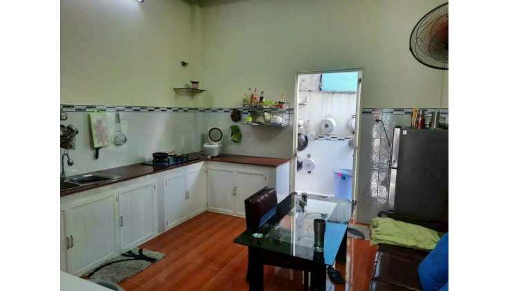 Bán Nhà  Chính Chủ Gần  Ngã Tư Phạm Hùng Và Nguyễn Văn Linh