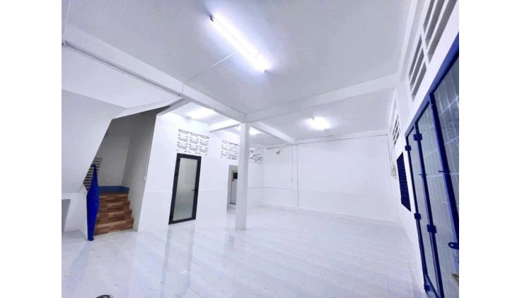 Nhà 2 lầu hẻm xe hơi Phan Đăng Lưu, Phú Nhuận - Sẵn điện 3 pha