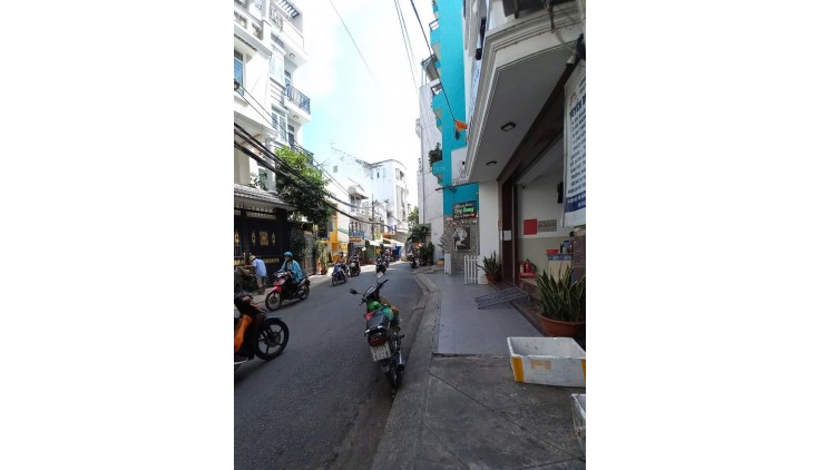 Mặt bằng cho thuê đường Phùng Văn Cung, Phú Nhuận - Khu sầm uất