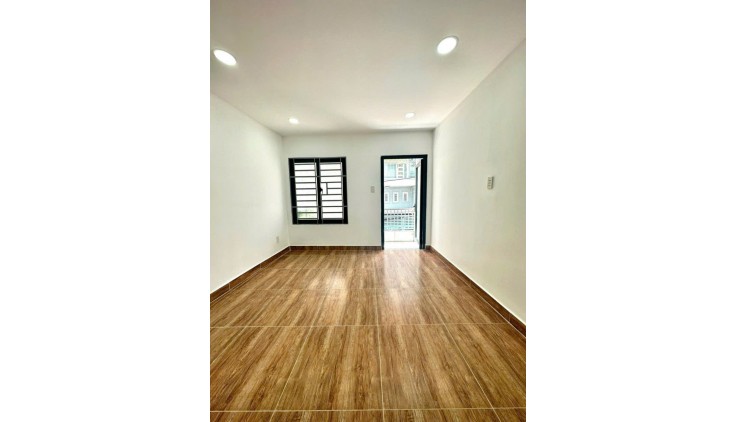 Bán nhà Gò Vấp- Thống nhất, 3.7*13m, lô góc, hẻ xe tải, nhà mới, đủ tiện ích xung quanh, 4.79Tỷ
