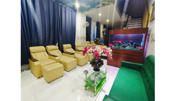 Đầu tư Chốt Gấp mặt tiền khu VIP họ Lê 220m2,5 Tầng BTCT thang máy chỉ 50tr/m2