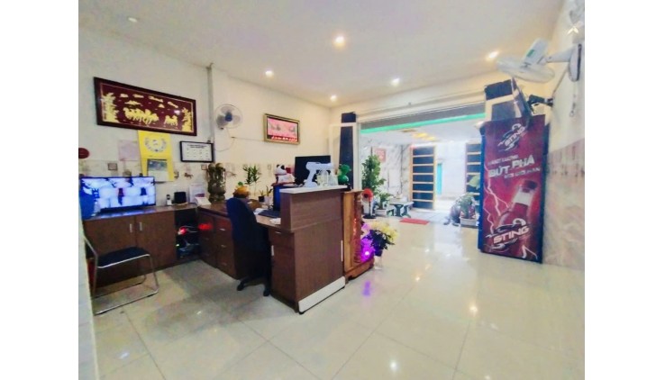 Đầu tư Chốt Gấp mặt tiền khu VIP họ Lê 220m2,5 Tầng BTCT thang máy chỉ 50tr/m2