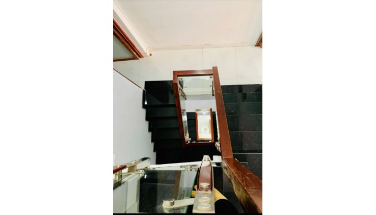 CHDV Hoàng Hoa Thám 43m2 1T3L 7PN thông Nơ Trang Long, sát xe hơi 5,8 thương lượng