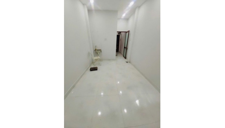 CHDV Hoàng Hoa Thám 43m2 1T3L 7PN thông Nơ Trang Long, sát xe hơi 5,8 thương lượng