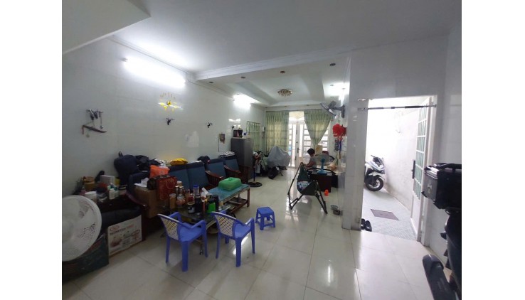 Giá Sốc, Sát Đại Học Ngân Hàng,Thủ Đức, Nhà Mới Ở ngay, Dts 155m2, hẻm 4m, chỉ 6.25 tỷ
