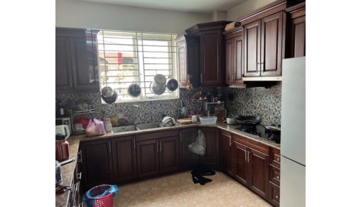 BÁN CHIA TÀI SẢN CHO CON. BIỆT THỰ SIÊU HIẾM BÌNH THỌ. 2 MẶT TRƯỚC SAU, NGANG 7M, 4 TẦNG, 150M2, GIÁ 30 TỶ.