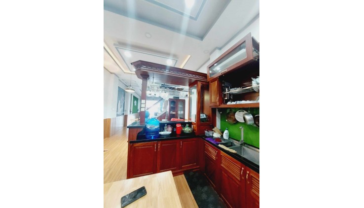 Nhà ngộp Đường số 11. 100m2, 5.5 tỷ,  Linh Xuân, Thủ Đức