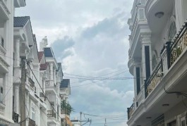 Bán Nhà Hẻm Ô Tô, 4 Tầng con đường Nguyễn ảnh Thủ. Q.12, Gía rộng 6 Tỷ TL