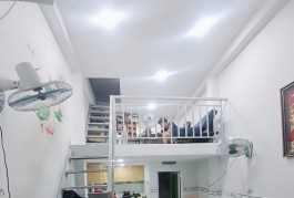 Nhà đường Lạc Long Quân, P10, Tân Bình, 20m2, 3 tầng đầy đủ công năng, nhỉnh 2 tỷ