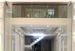 Nhà nguyên căn 3 lầu, mặt tiền Phùng Văn Cung, Phú Nhuận - Khu ẩm thực Phan Xích Long