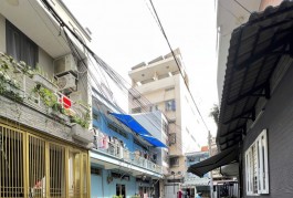 Bán gấp nhà Âu Cơ Tân Phú sát mặt tiền xe hơi đỗ cửa 82m2 ,2 Tầng Nhỉnh 5 tỷ