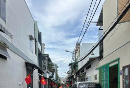 Bán Gấp nhà 26.3 ngay AEON Tân Phú hẻm nhựa 7m khu nhà lầu 41m2 ,4 Tầng Nhỉnh 4 tỷ