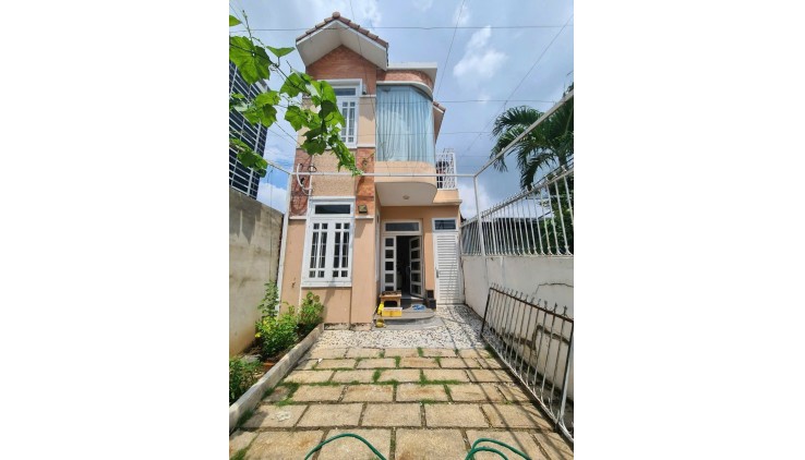 BIỆT THỰ MINI SANG - XỊN - MỊN - HXH NGỦ TRONG SÂN- THẢO ĐIỀN - QUẬN 2 - 15 TỶ