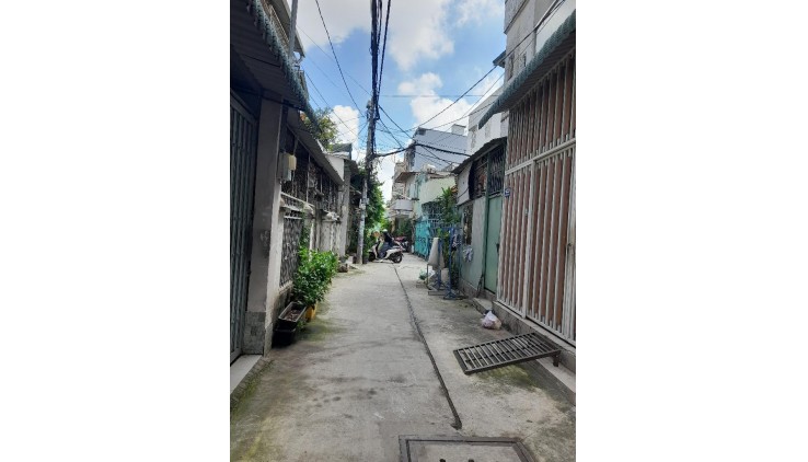 Bán Nhà Phùng Tá Chu, Phường An Lạc A, Bình Tân.DT 66m2 x 1 tầng (3.3 x 20). Giá 5.3 tỷ TL