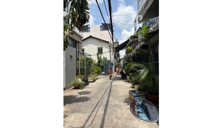 Bán Nhà Cư Xá Phú Lâm A, Phường 12, Quận 6. DT 30m2 x 3 tầng (3 x 10). Nhà mới . Giá 3.79 tỷ TL.