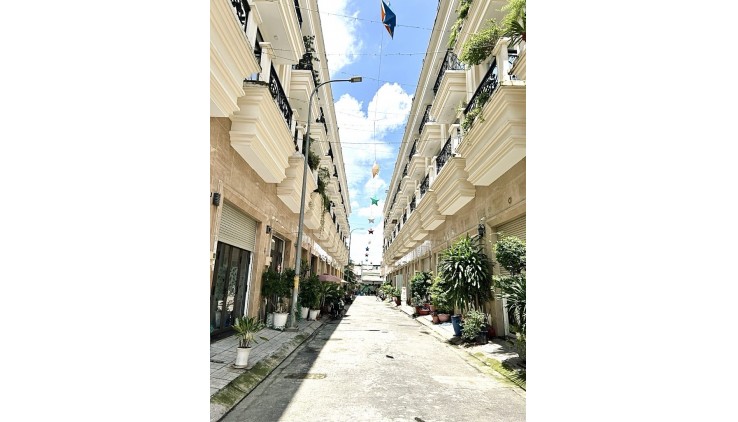 Bán Nhà Bùi Tư Toàn, An Lạc, Bình Tân. DT 51m2 x 5 tầng (4 x 13). Giá 8.25 tỷ TL.