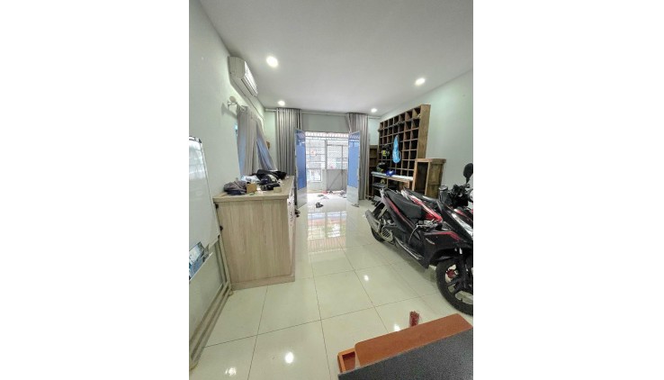 Bán Nhà Nguyễn Văn Luông, Phường 12, Quận 6. DT 54m2 x 2 tầng (4 x 14). Giá 4.95 tỷ TL.