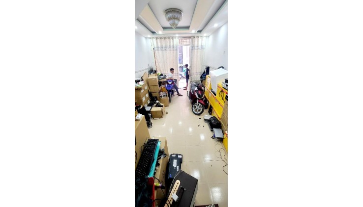 Bán Nhà Nguyễn Quý Yêm, P.An Lạc, Quận Bình Tân. DT 50m2 x 2 tầng (4 x 13). Giá 4.25 Tỷ TL.