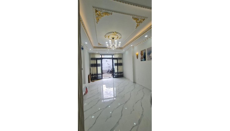 Bán Nhà Hồng Bàng, Phường 12, Quận 6. DT 30m2 x 2 tầng (3.3 x 9). Giá 3.75 tỷ TL.