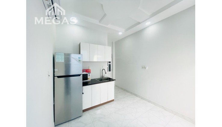 Bán Nhà Đường 702 Hồng Bàng, Phường 1, Quận 11. DT 30m2 x 4 tầng (3 x 10).Giá 5.45 Tỷ TL.