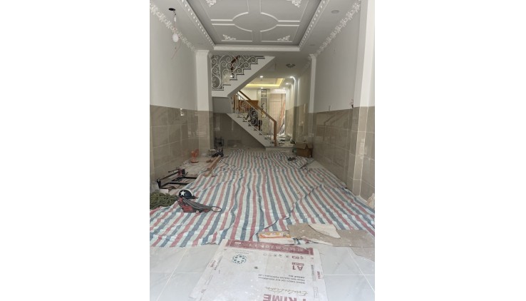 Bán Nhà Lý Chiêu Hoàng, Phường 10, Quân 6. DT 72m2 x 4 tầng (4 x 18). Giá 11.5 tỷ TL.