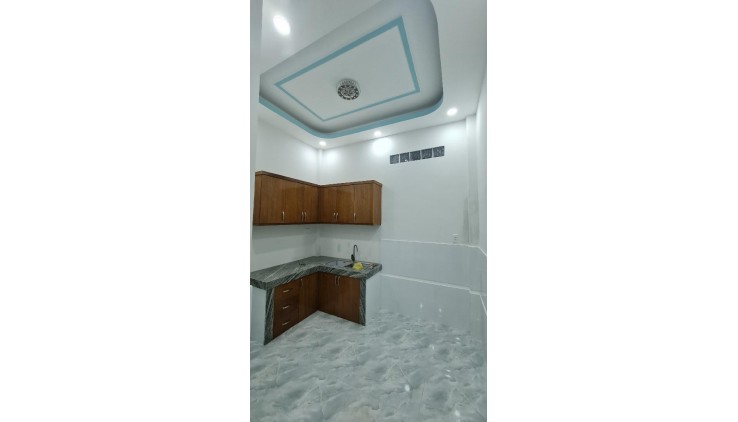 Bán Nhà Mặt Tiền Bình Tiên, Phường 4, Quận 6. DT 48m2 x 4 tầng (3 x 16).
Giá 6.65 tỷ TL.