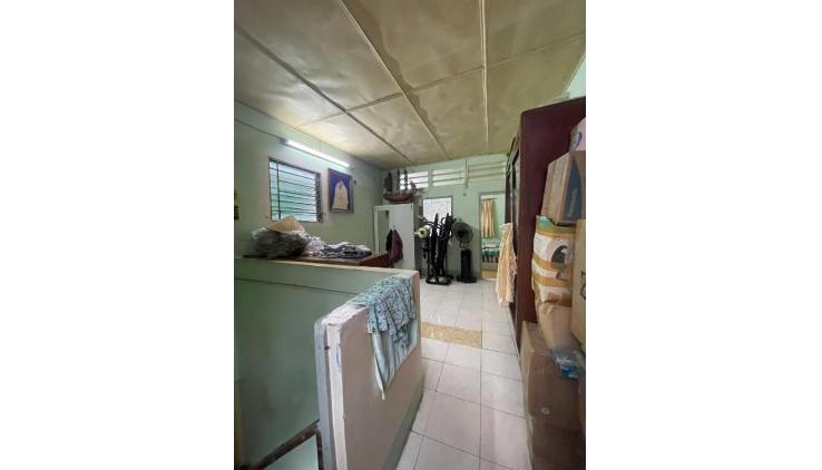 Bán Nhà Phú Thọ, Phường 1, Quận 11. DT 36m2 x 2 tầng (3.5 x 11). Giá 4.45 tỷ TL.