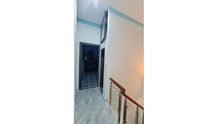 Bán Nhà Mặt Tiền Bình Tiên, Phường 4, Quận 6. DT 48m2 x 4 tầng (3 x 16).
Giá 6.65 tỷ TL.